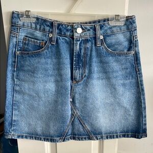Stylish Blue Denim Skirt